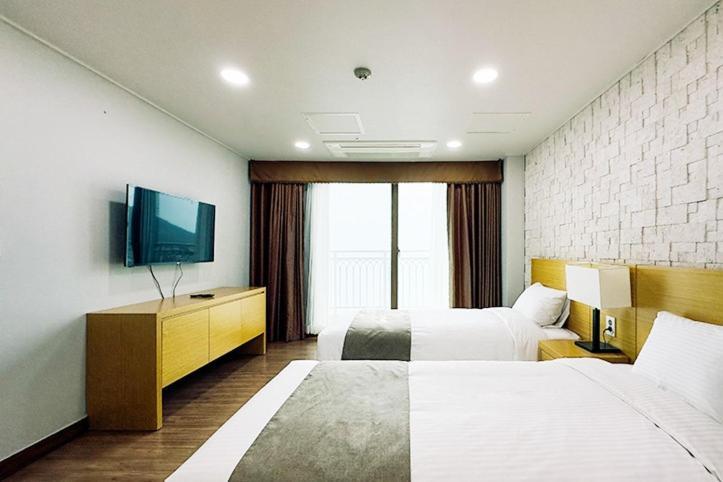 Mohang Haenaru Family Hotel Buan Room photo