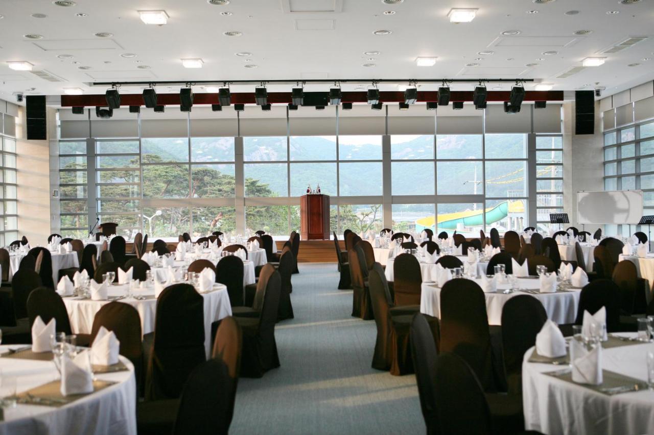 Mohang Haenaru Family Hotel Buan Exterior photo
